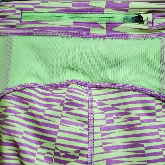 Nike air epic fast outwear high rise tight..neon green & lavender size small - Picture 8 of 8